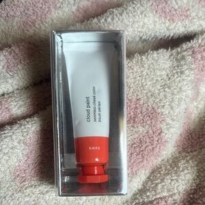 Glossier Cloud Paint in Dawn - Vibrant Orange
